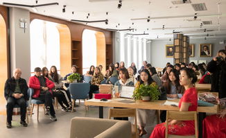 創(chuàng)意設(shè)計學(xué)院線藝?yán)L尚品原創(chuàng)工作室舉辦紀(jì)念品設(shè)計大賽頒獎典禮